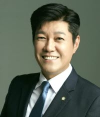 김현성 임시대표.jpg