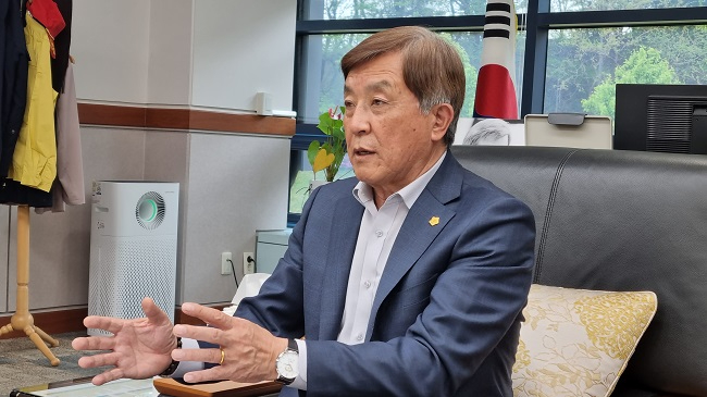 강릉 김기영.jpg