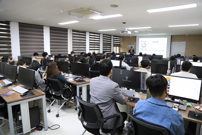 2023-04-17 한신대, 디지털경제와 아트코딩 캠프 강사 워크숍 진행 (1).JPG