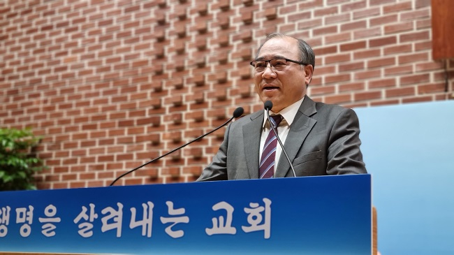 최 설교.jpg
