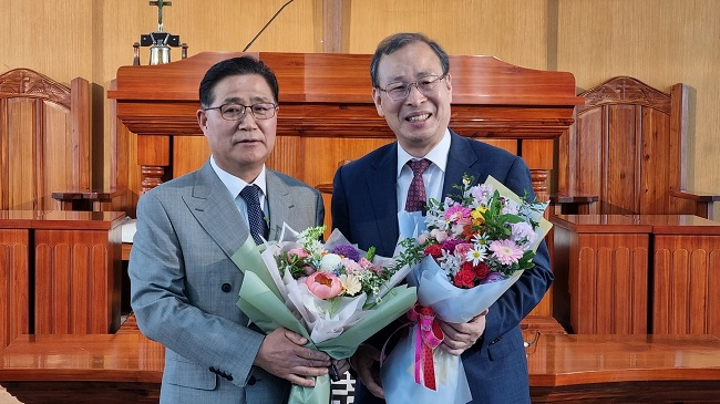 총무회 엄진용 이강춘.jpg