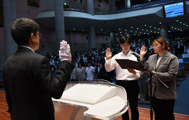 백석대ㆍ백석문화대, 백석인증제 32기 인증서 수여식 및 33기 입단식 개최.jpg