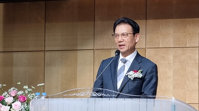 서문 이성화.jpg