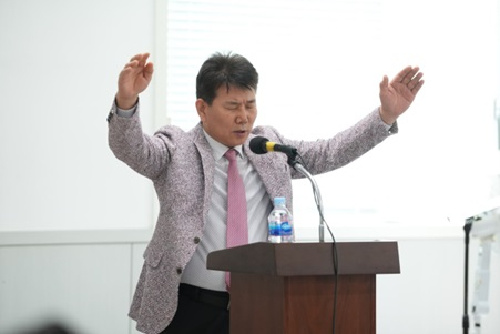 총무 서기원.jpg