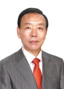 송태섭 목사.jpg