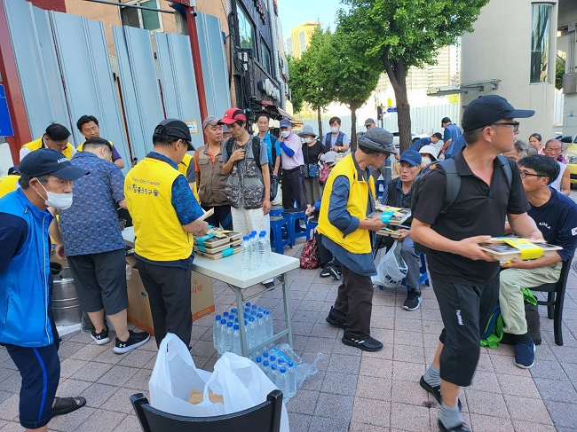 친구들 도시락.jpg