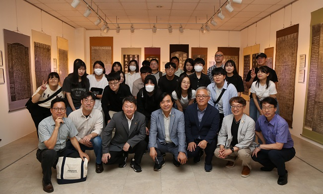 2023-09-05 한신대 박물관, 탁본전람회 40주년 특별전 초대 관람회 진행 (1).jpg