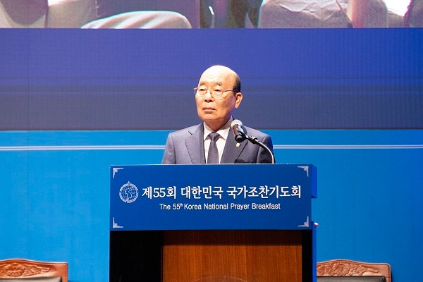 국조찬 이봉관.jpg