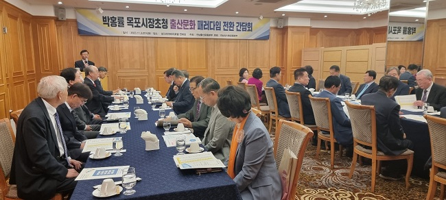 기사)저출산.jpg