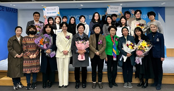 제27회 좋은미디어콘텐츠상 단체 사진.jpg