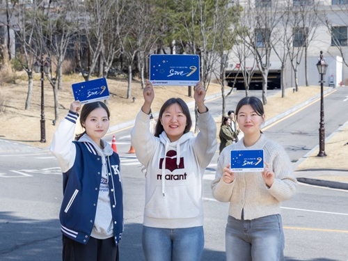 사진_장기기증 인식개선을 위해 캠퍼스로 나선 대학생들.jpg