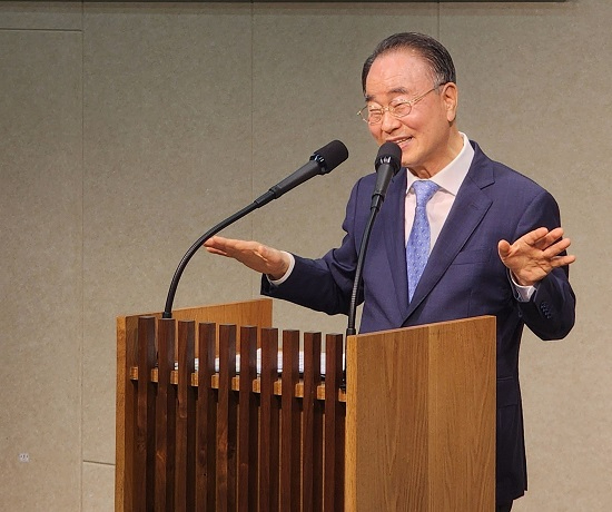 포럼 류영모.jpg
