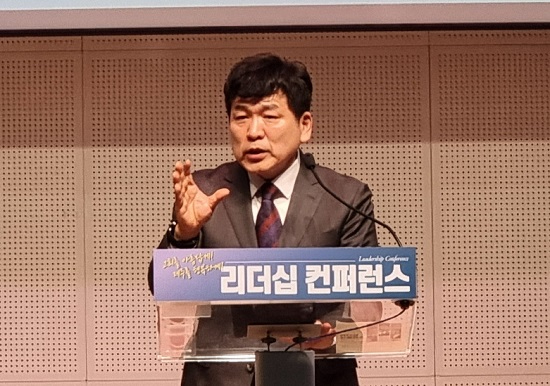 현승학 목사.jpg