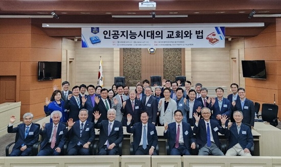 인공.jpg