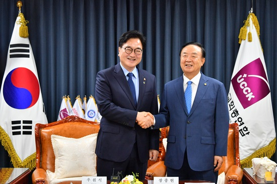 우원식 국회의장 한교총 내방 (1).JPG