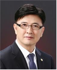 정서영 목사.jpg