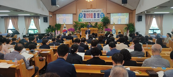 교단 전경.jpg