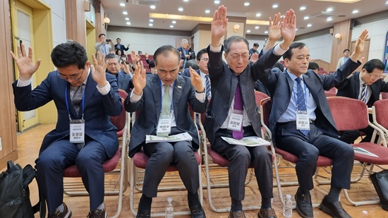 거룩 기도.jpg