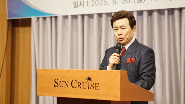 윤1.JPG