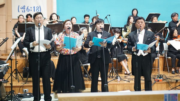 큰 기적팀.JPG