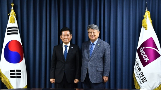 정청대 민주당대표 내방.JPG
