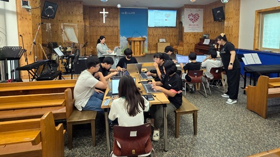 2025-08-18 한신대, 오산시 다문화 가정 대상 ‘2025 디지털 새싹 교육사업’ 운영(1).jpg