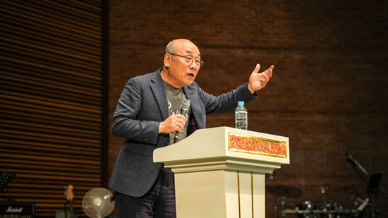 김용의 선교사.jpg