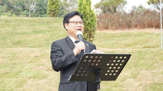 청주은성 임용석 목사.JPG