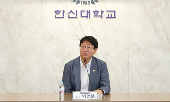 2025-10-24 한신대, ‘2025년 청년이음렛츠하이 경력개발로드맵 경진대회’ 시상식 진행(2).JPG