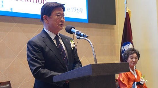 한기부 정서영 목사.jpg